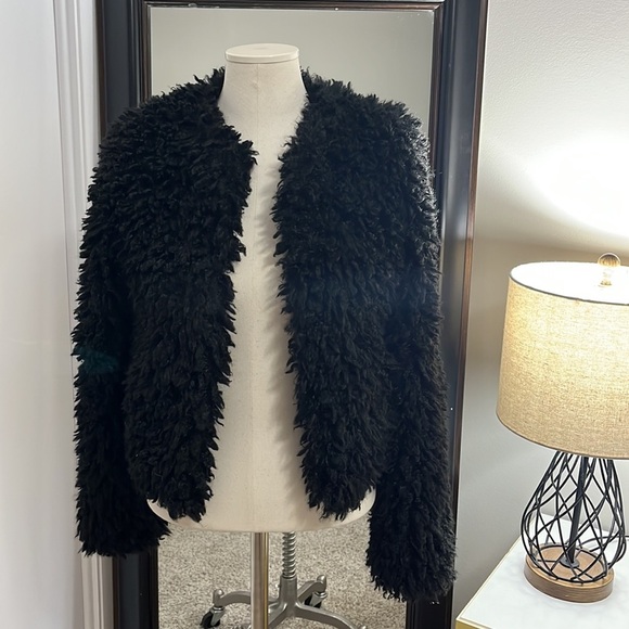 UGG fur jacket - Picture 8 of 17